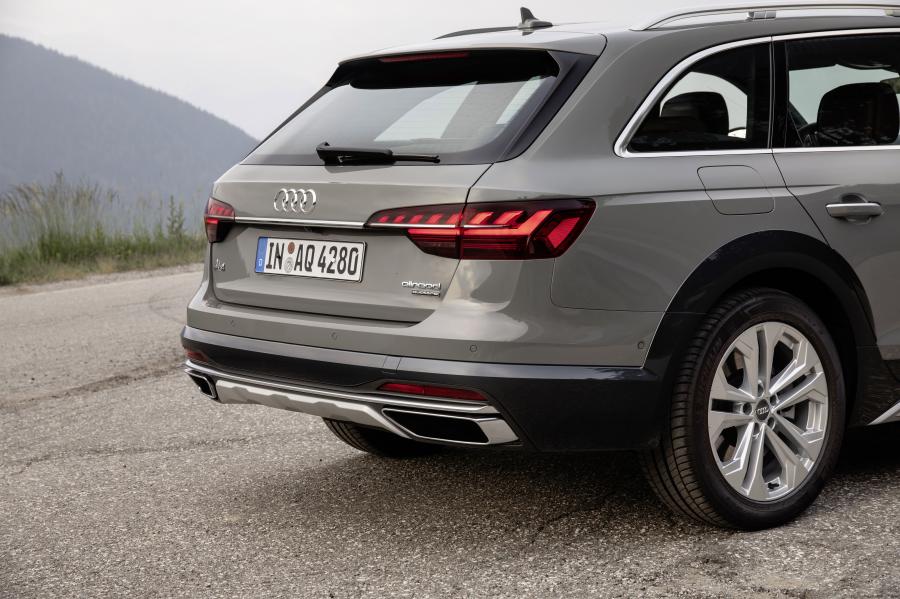 Детали экстерьера Audi A4 Allroad Quattro (B9) 2019 года  (WW) (фото 13 из 36)